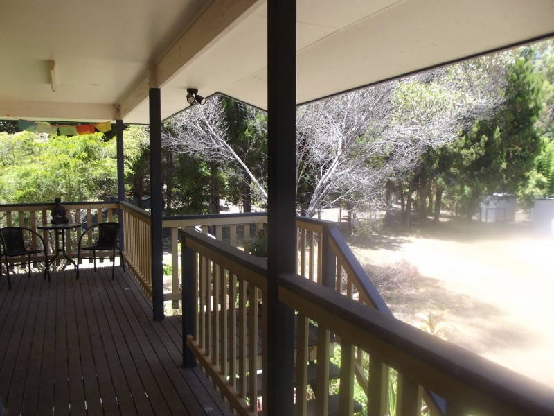 13 Benowa Street, Macleay Island QLD 4184