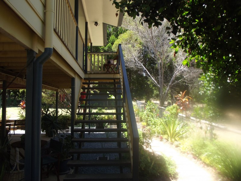 13 Benowa Street, Macleay Island QLD 4184