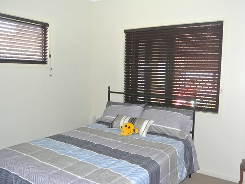 2 Duncan Street, Macleay Island QLD 4184