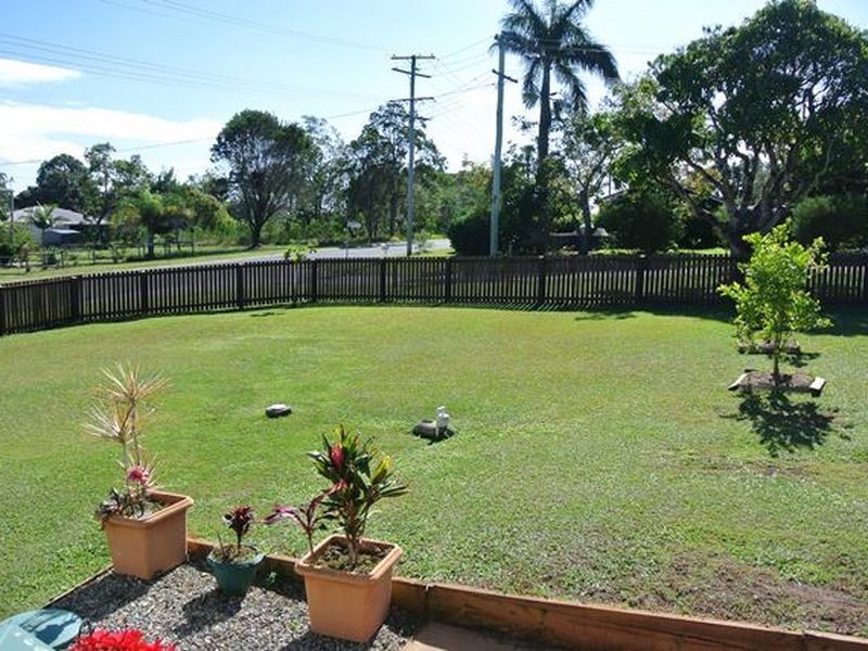 2 Duncan Street, Macleay Island QLD 4184