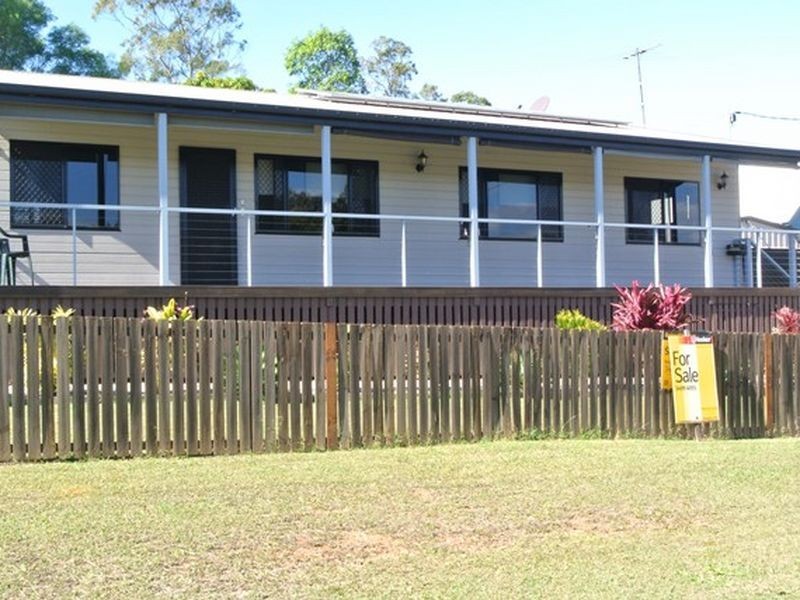 2 Duncan Street, Macleay Island QLD 4184