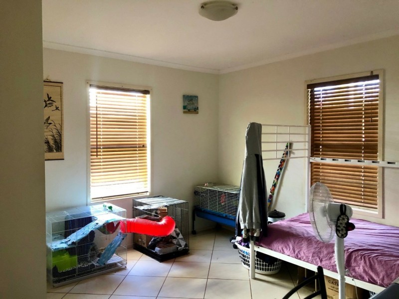 23 Scotts Road, Macleay Island QLD 4184