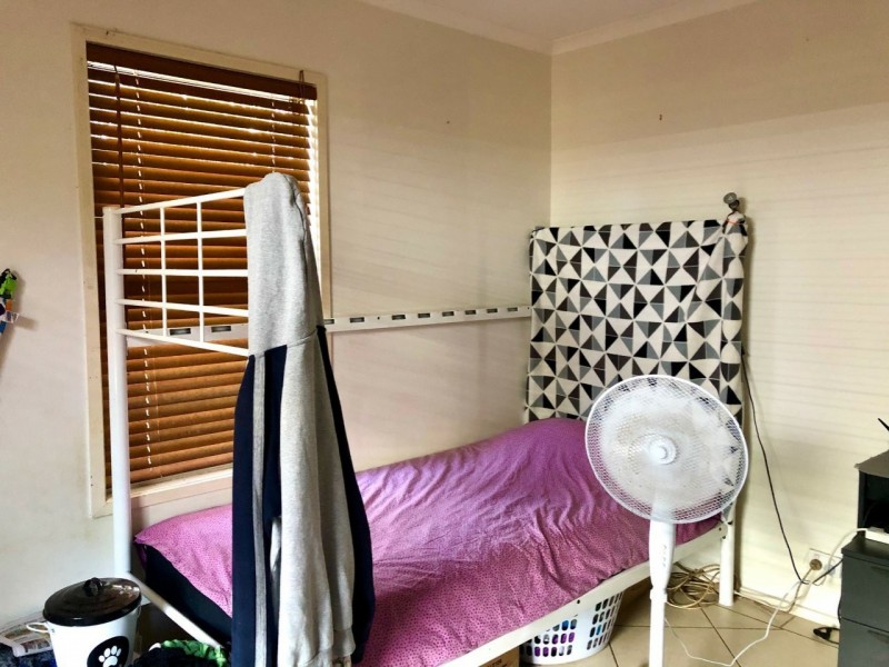 23 Scotts Road, Macleay Island QLD 4184