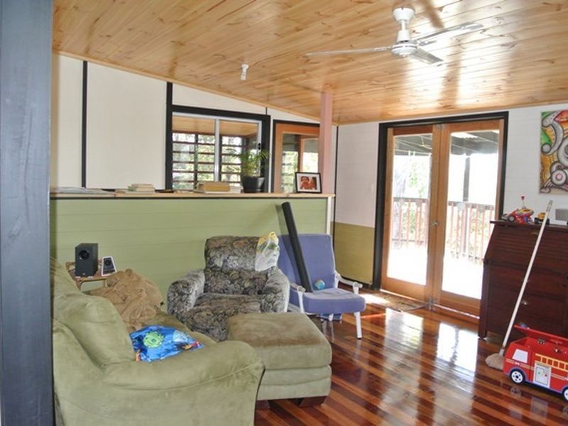 4 Eagle Street, Macleay Island QLD 4184
