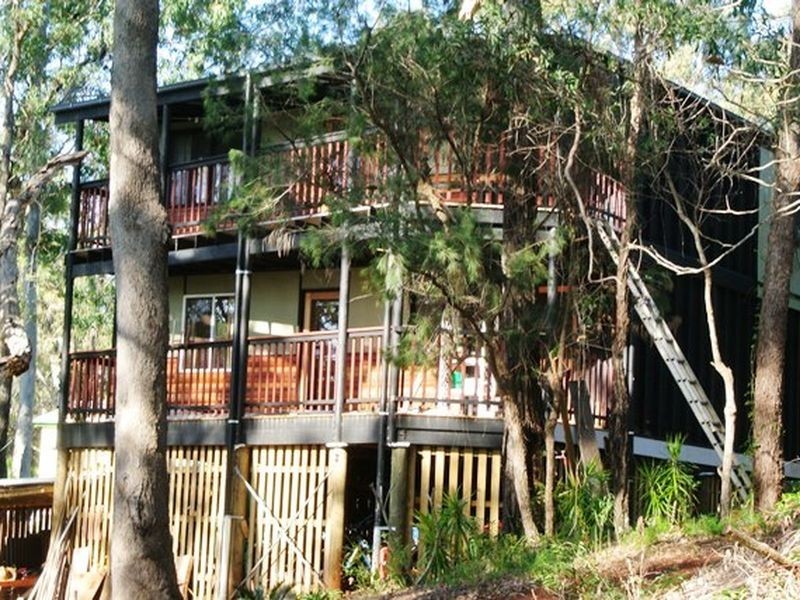4 Eagle Street, Macleay Island QLD 4184
