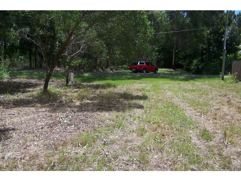 4 ATLANTIC ST, Lamb Island QLD 4184