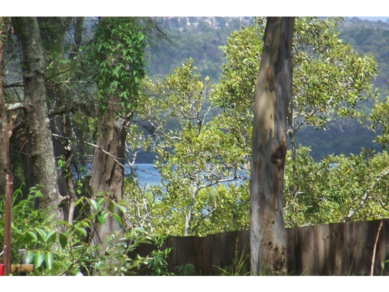 4 ATLANTIC ST, Lamb Island QLD 4184