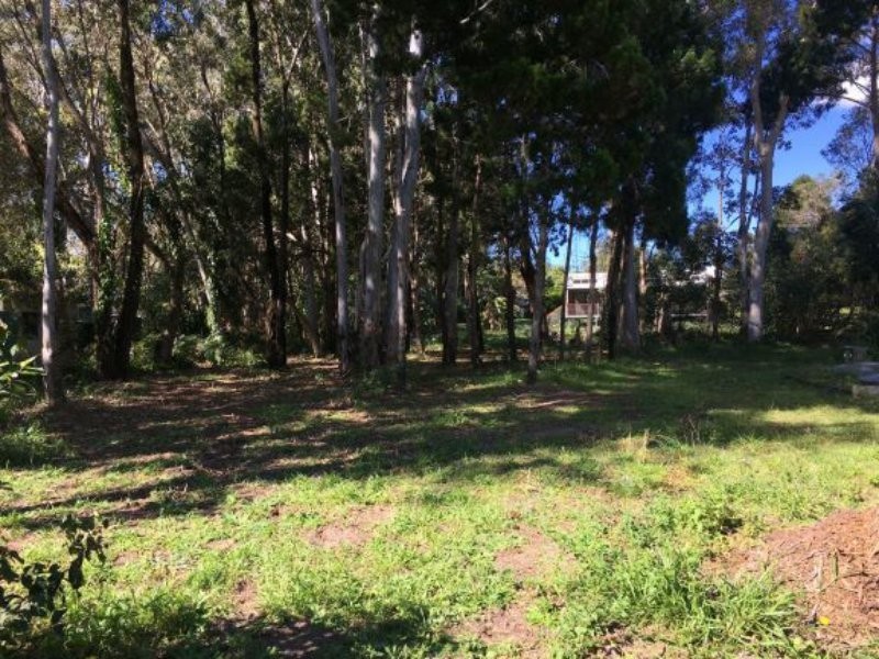 45 Charles Terrace, Macleay Island QLD 4184