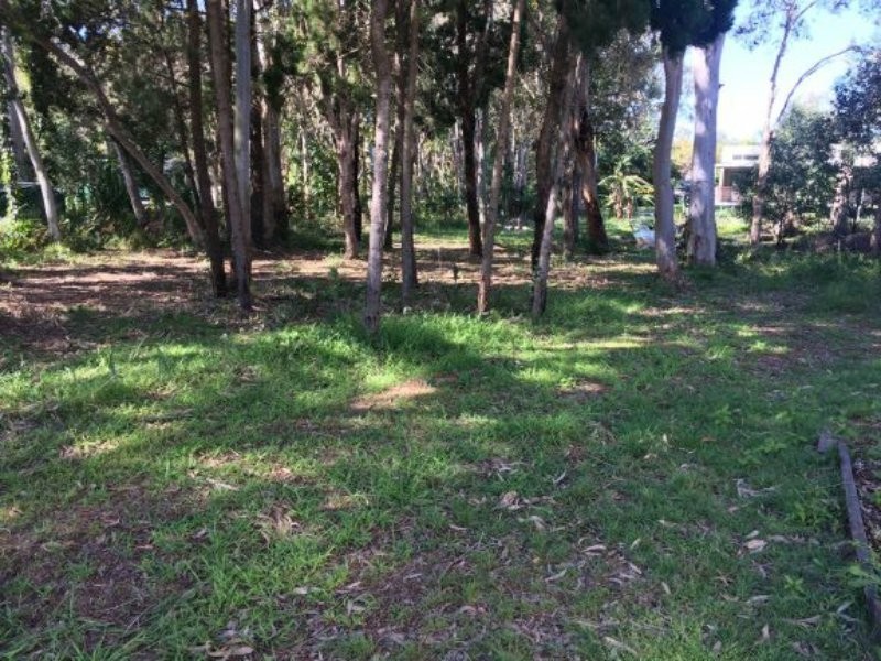 45 Charles Terrace, Macleay Island QLD 4184