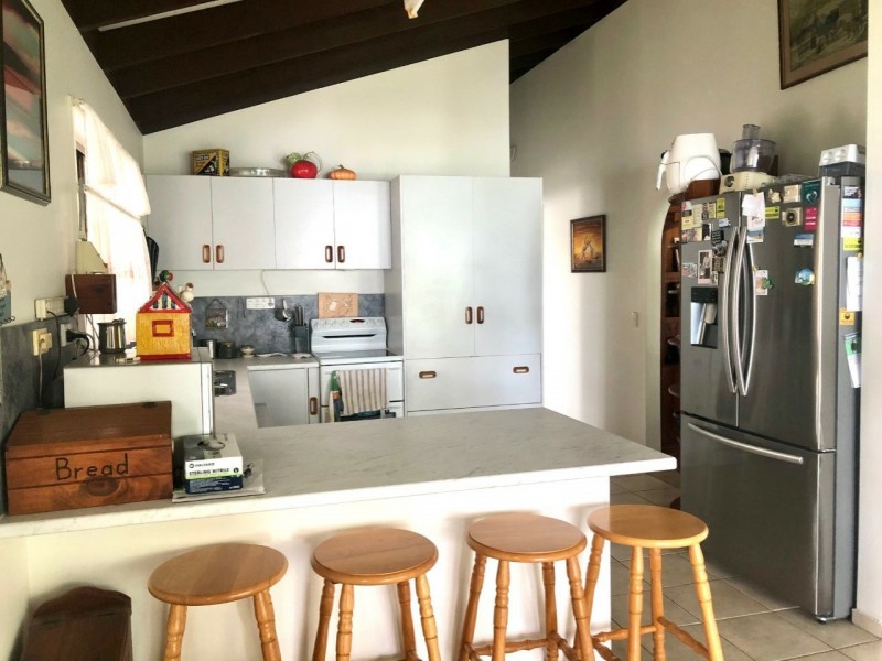 98 Western Road, Macleay Island QLD 4184