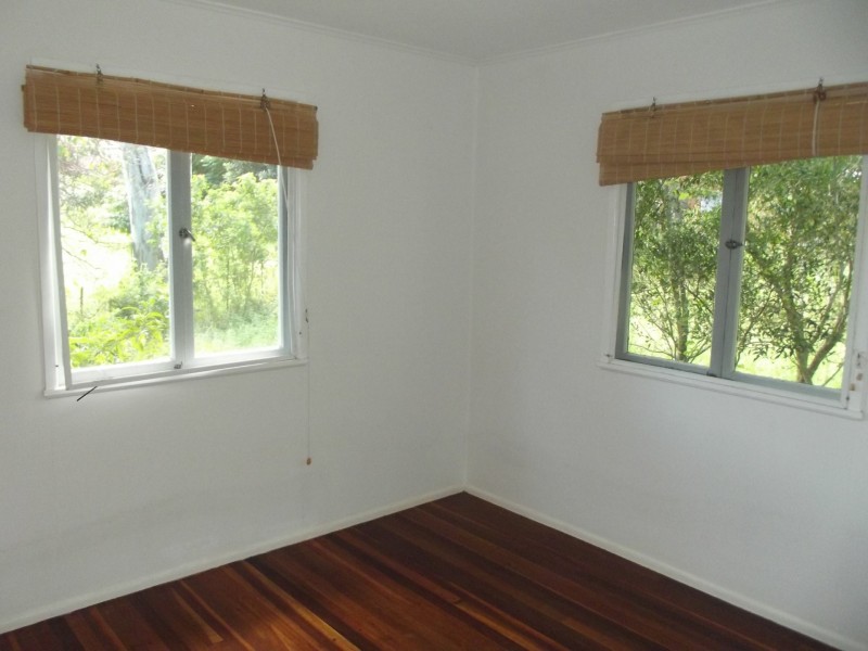 1 Western Road, Macleay Island QLD 4184