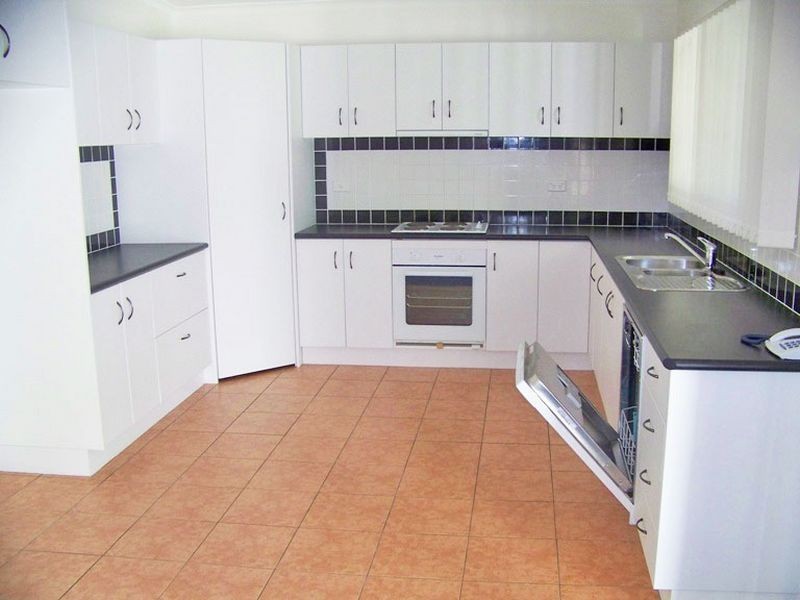 28 Nugent Street, Macleay Island QLD 4184