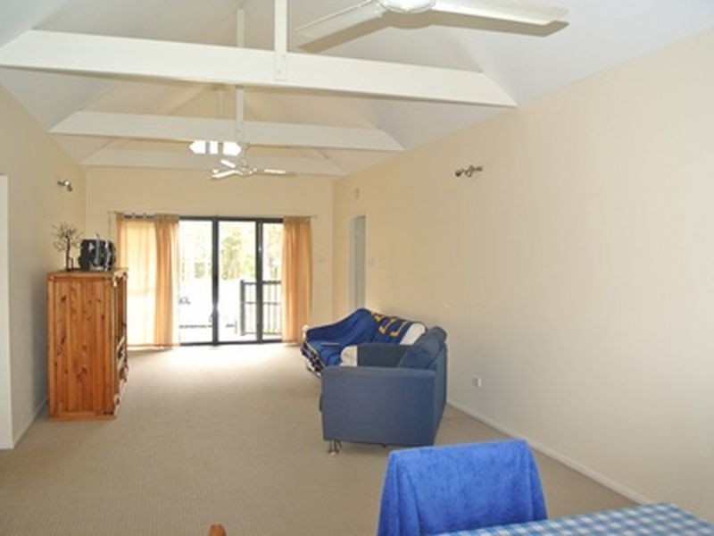 28 Nugent Street, Macleay Island QLD 4184