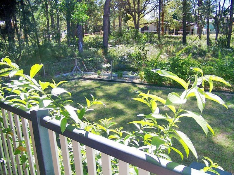 28 Nugent Street, Macleay Island QLD 4184