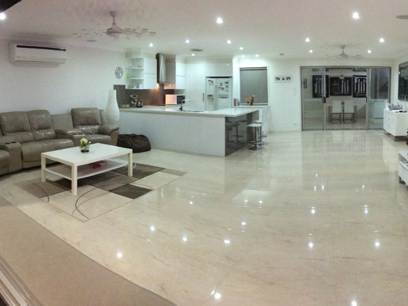 105 Broadwater Terrace, Redland Bay QLD 4165