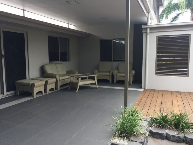 105 Broadwater Terrace, Redland Bay QLD 4165