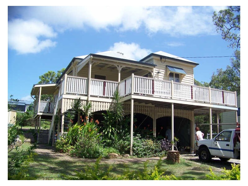 42 Morwong Street (FULLY FURNISHE, Macleay Island QLD 4184