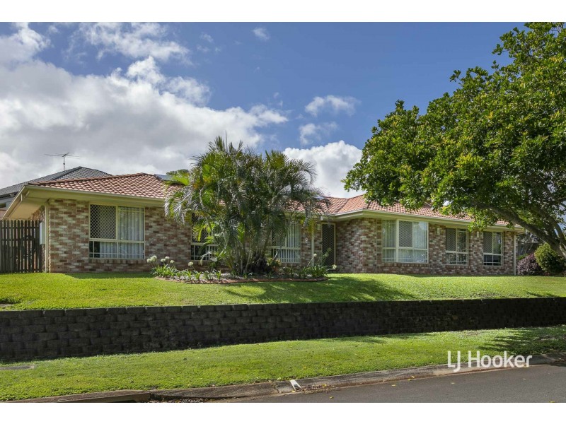 2 Roger Court, Redland Bay QLD 4165