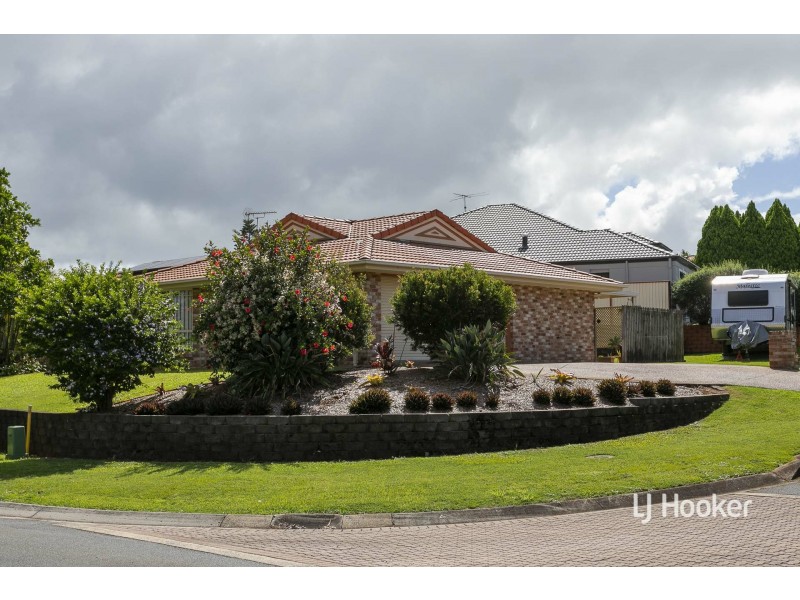 2 Roger Court, Redland Bay QLD 4165