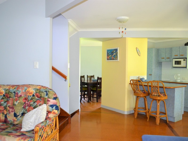 3-5 Sunset Strip, Karragarra Island QLD 4184