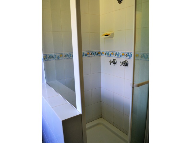 3-5 Sunset Strip, Karragarra Island QLD 4184