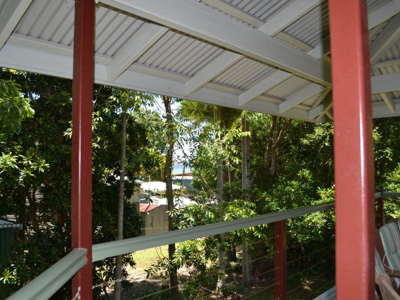 3-5 Sunset Strip, Karragarra Island QLD 4184