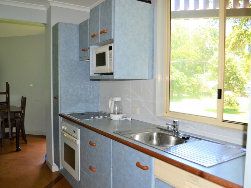 3-5 Sunset Strip, Karragarra Island QLD 4184