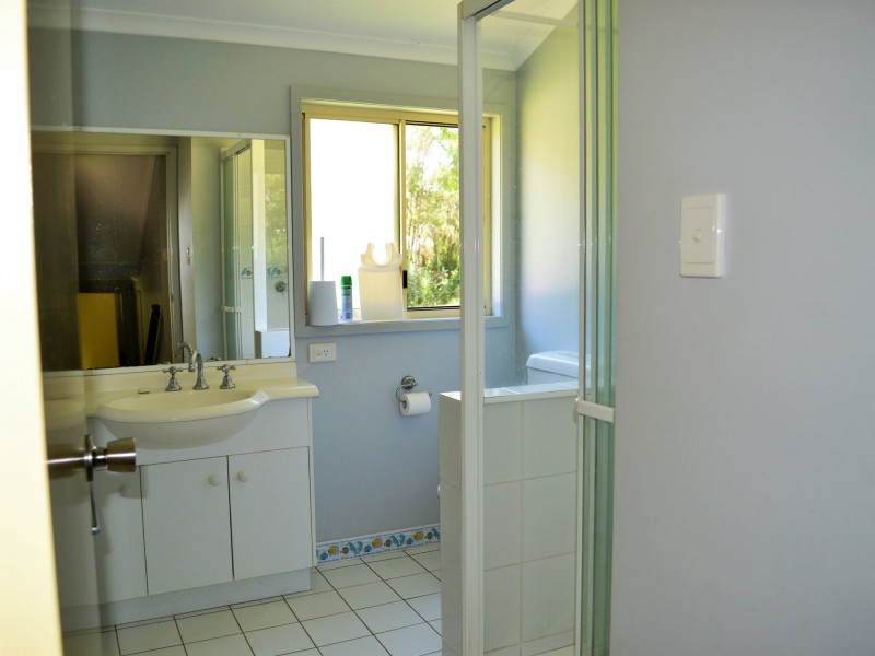 3-5 Sunset Strip, Karragarra Island QLD 4184