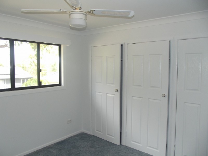 10 Curlew Street, Macleay Island QLD 4184