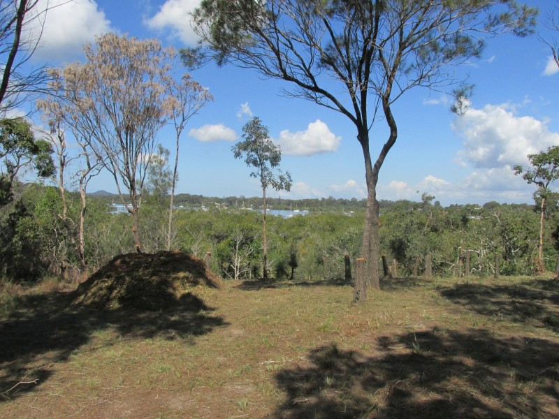 10 Emita Street, Macleay Island QLD 4184