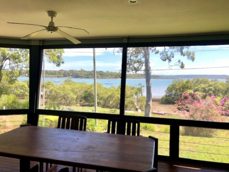 30 The Esplanade, Karragarra Island QLD 4184