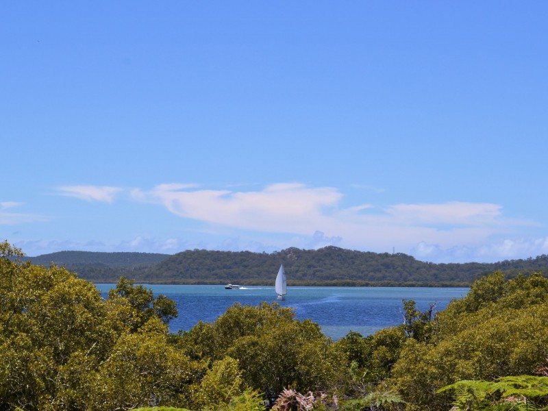 30 The Esplanade, Karragarra Island QLD 4184