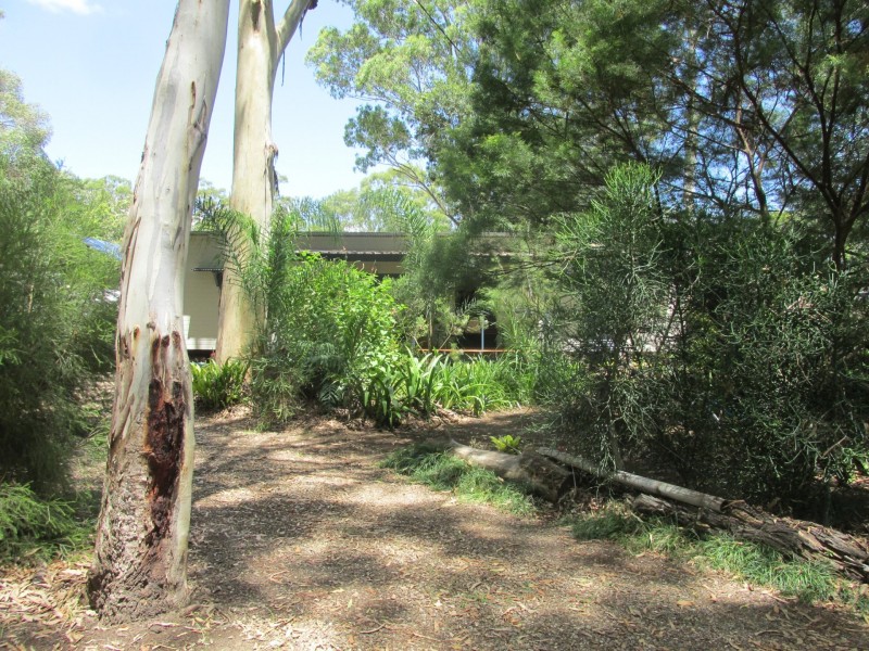 3 Walnut Court, Macleay Island QLD 4184