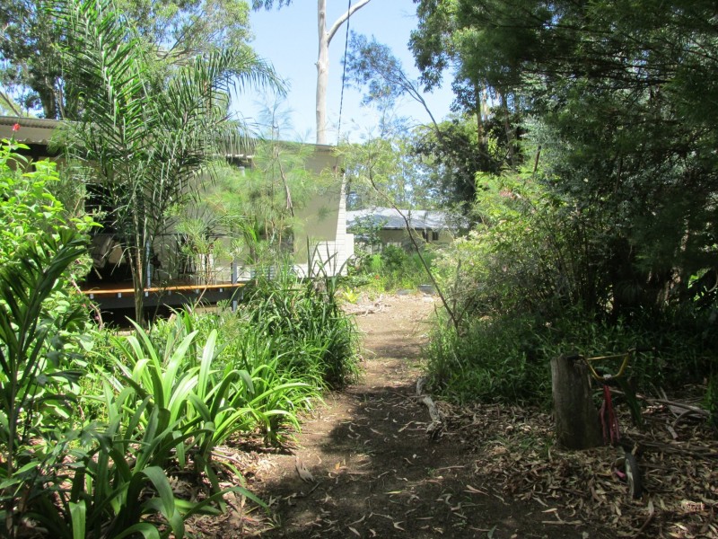 3 Walnut Court, Macleay Island QLD 4184