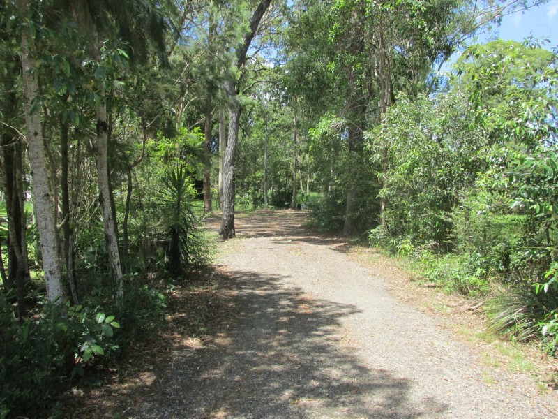 3 Walnut Court, Macleay Island QLD 4184