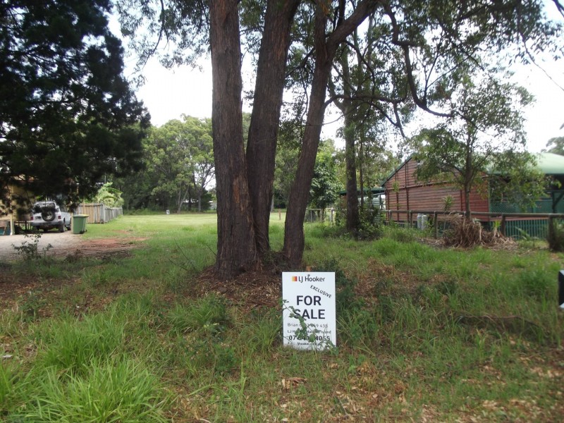189 High Central Road, Macleay Island QLD 4184