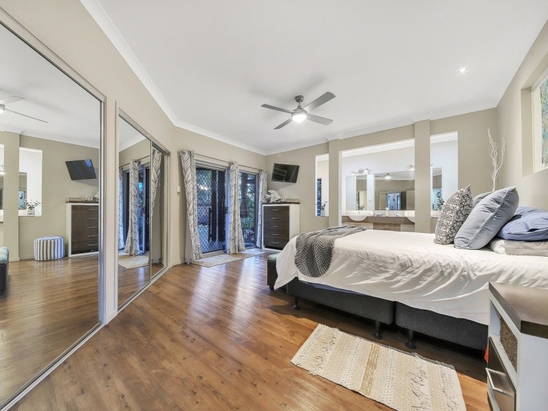 5 Aquila Street, Redland Bay QLD 4165