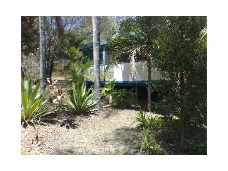 39 Cooee Street, Macleay Island QLD 4184