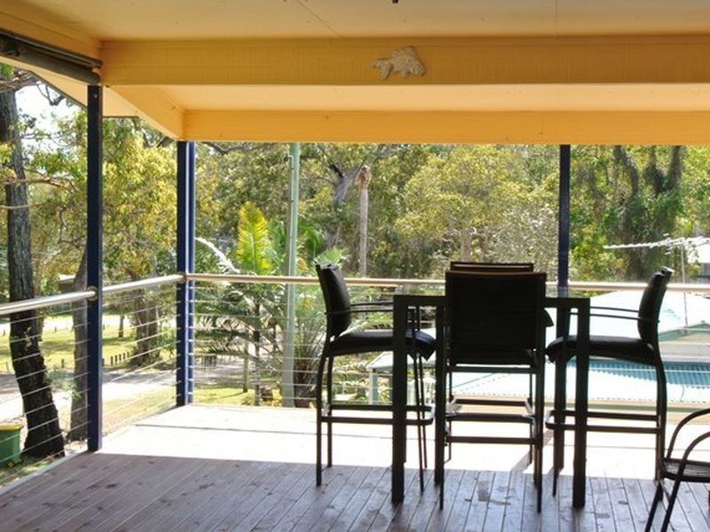 14 Whiting Street, Macleay Island QLD 4184