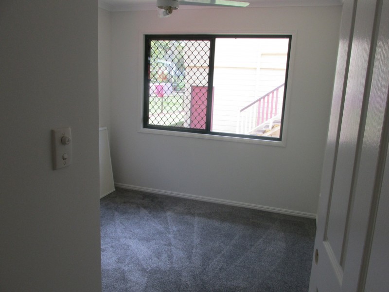 8 Double Bay Street, Macleay Island QLD 4184