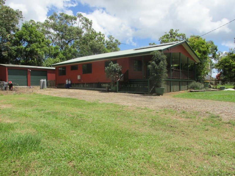8 Double Bay Street, Macleay Island QLD 4184