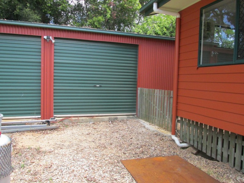 8 Double Bay Street, Macleay Island QLD 4184