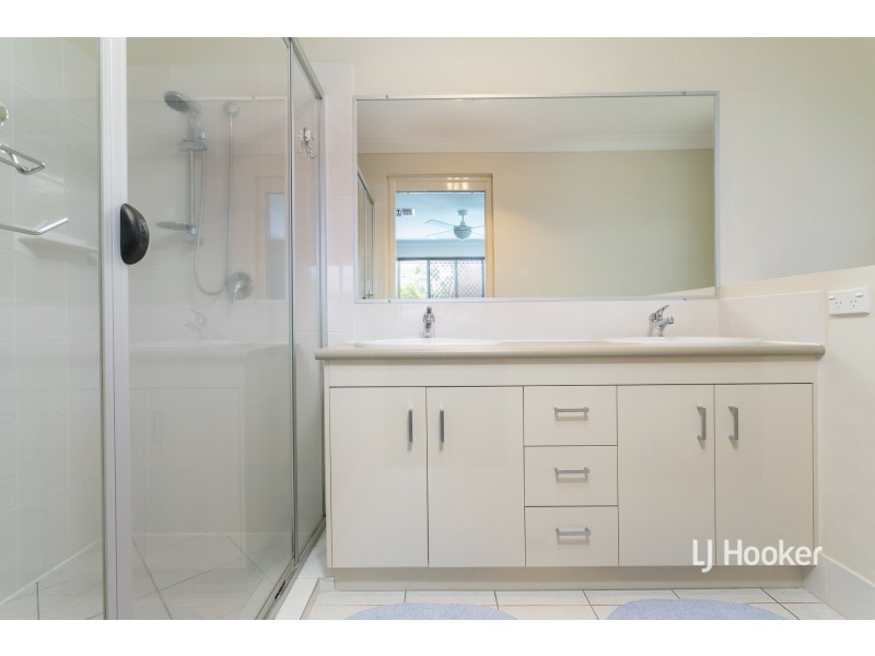 64 Lancaster Circuit, Redland Bay QLD 4165