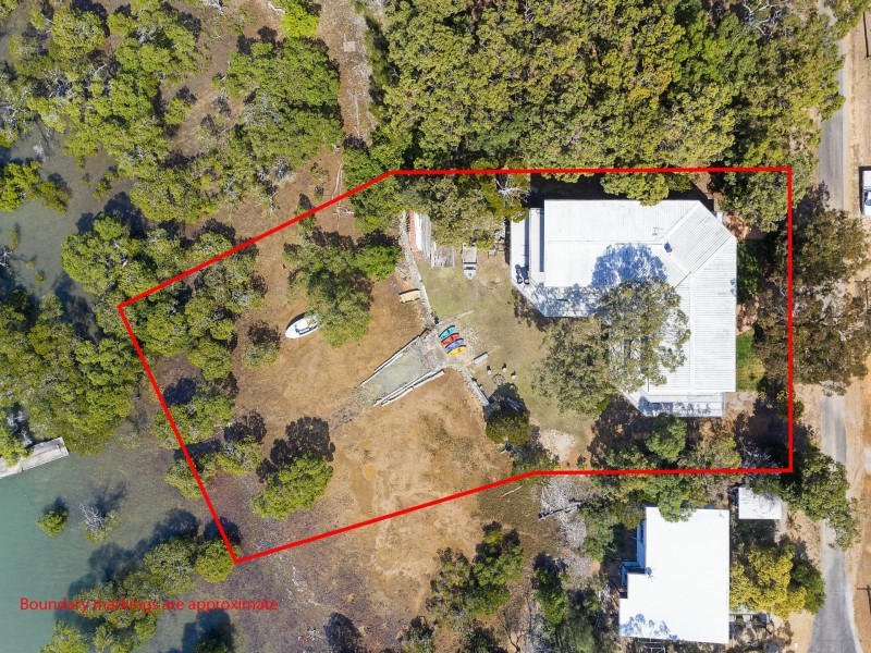 9-11 Blue Vista Street, Macleay Island QLD 4184