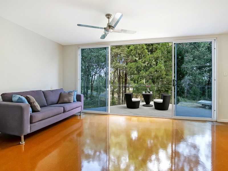 9-11 Blue Vista Street, Macleay Island QLD 4184