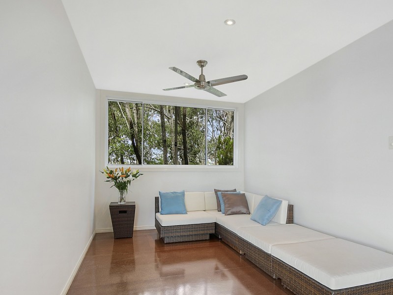 9-11 Blue Vista Street, Macleay Island QLD 4184