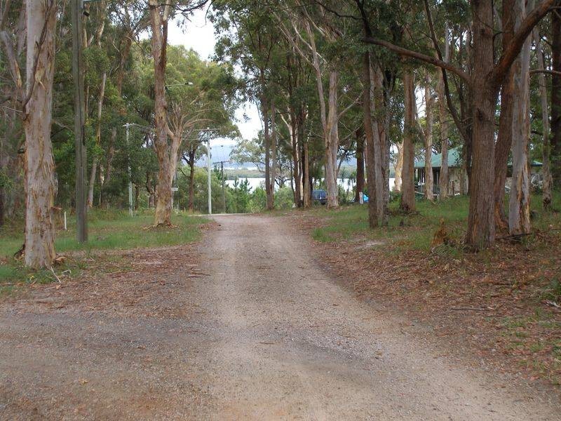 8 Heron Street, Macleay Island QLD 4184