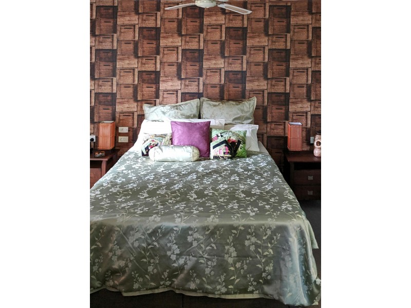 6 Blue Waters Crescent, Macleay Island QLD 4184