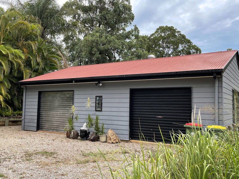 6 Blue Waters Crescent, Macleay Island QLD 4184