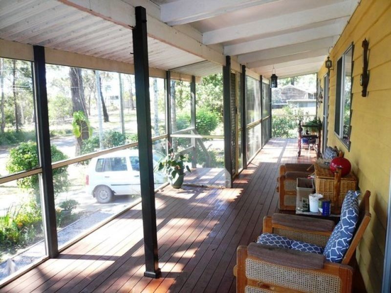30 Blue Bay Crescent, Macleay Island QLD 4184